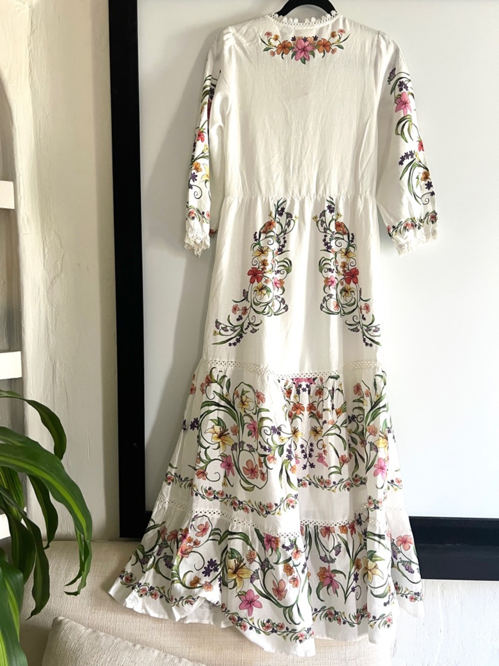 FARM Rio White Linen Blend Multicolor Floral Printed Maxi Dress Size Small NWT - Picture 13 of 16